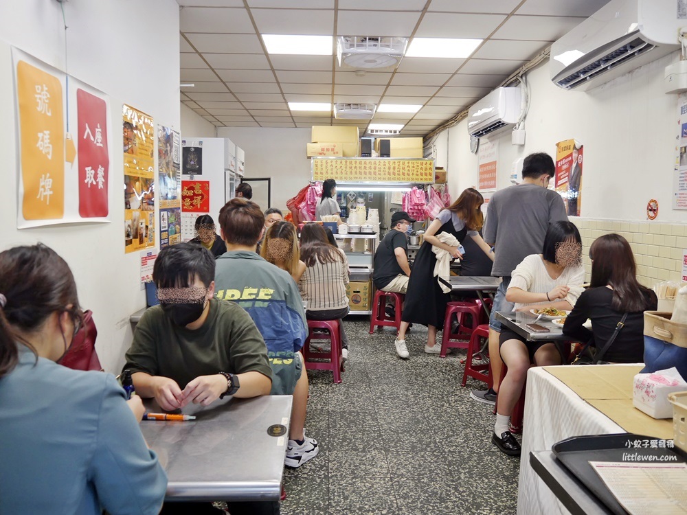 松江南京美食「Kanokwan老麵攤」用餐就是要等！泰式料理小吃每種都好想點