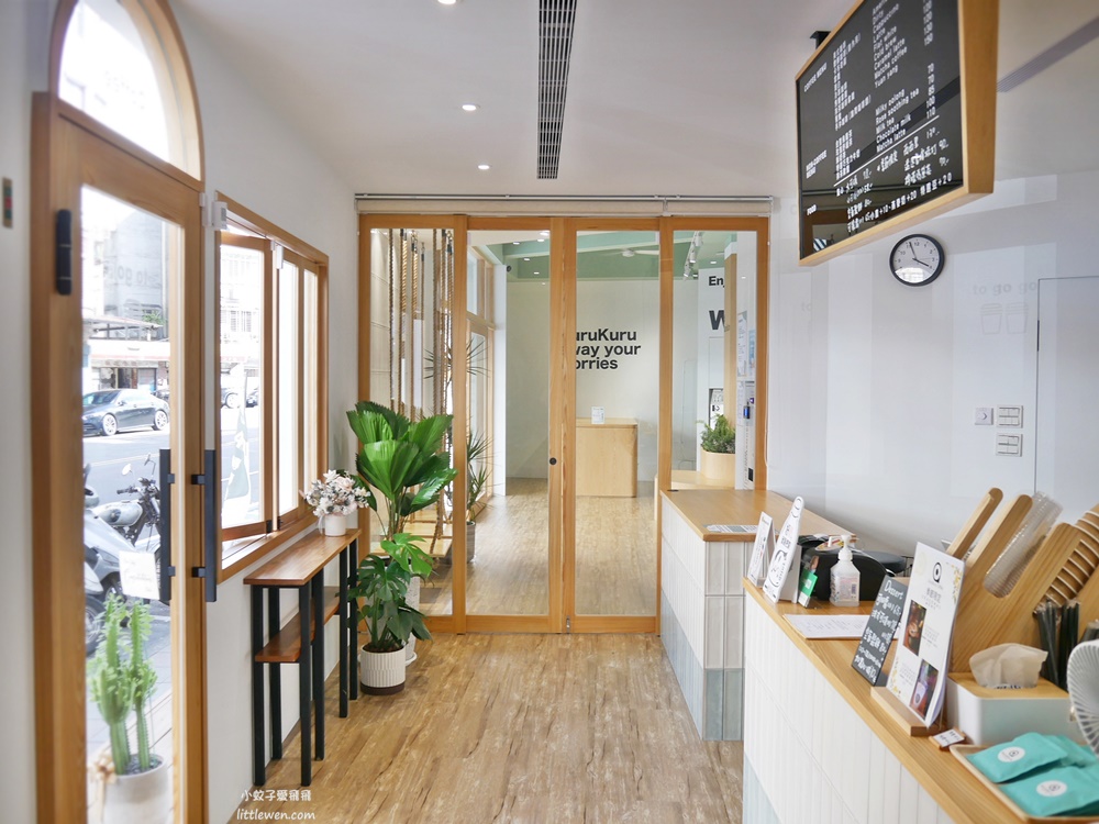 信義區「KuruKuru Coffee」清新舒服系複合式自助洗衣咖啡店