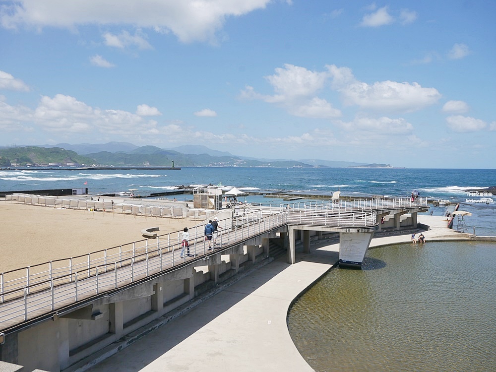 基隆景點「和平島公園」世界秘境一票玩天然海水池沙灘環山步道，還有寵物友善游池