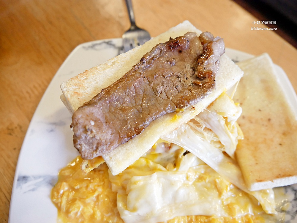 中和早午餐「豆司苑中和南勢角」超浮誇起司土石流不受控起司肉蛋