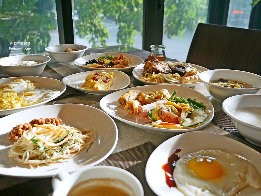 Hotel Cozzi和逸飯店台北民生館THE Lounge套餐&自助吧早餐 @小蚊子愛飛飛 litwenblog