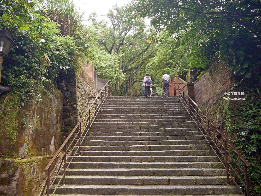 金瓜石景點推薦~新北市立黃金博物館，金瓜石神社遺址，秘境祈堂老街&彩虹階梯