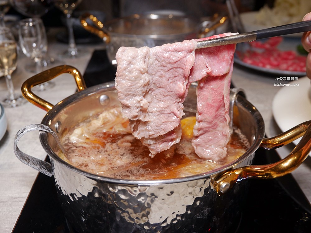 桃園南崁火鍋「大明星頂流涮涮鍋」頂級食材日本和牛活龍蝦鮑魚