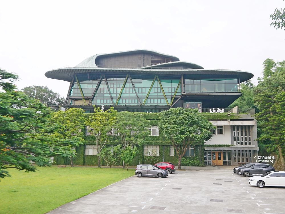 「星巴克淡水雲門門市」星巴克最富人文藝術森林系特色門市 「星巴克淡水雲門門市」星巴克最富人文藝術森林系特色門市