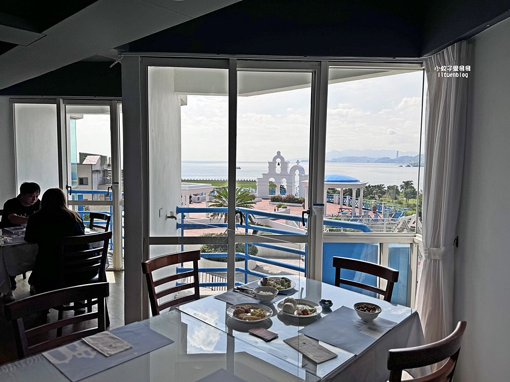 「群策翡翠灣溫泉飯店」擁翡翠灣基隆嶼晨曦夕陽無敵海景，房間寛敞舒適