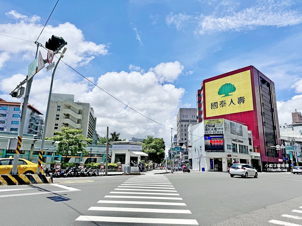 BIRD series B&B&Hostel近台南火車站、新光三越,雙人房平日不到千元 BIRD series B&B&Hostel近台南火車站、新光三越,雙人房平日不到千元