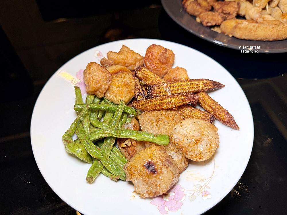 中和美食「荳荳鹹酥雞」在地人激推必買豆腐乳雞 中和美食「荳荳鹹酥雞」在地人激推必買豆腐乳雞