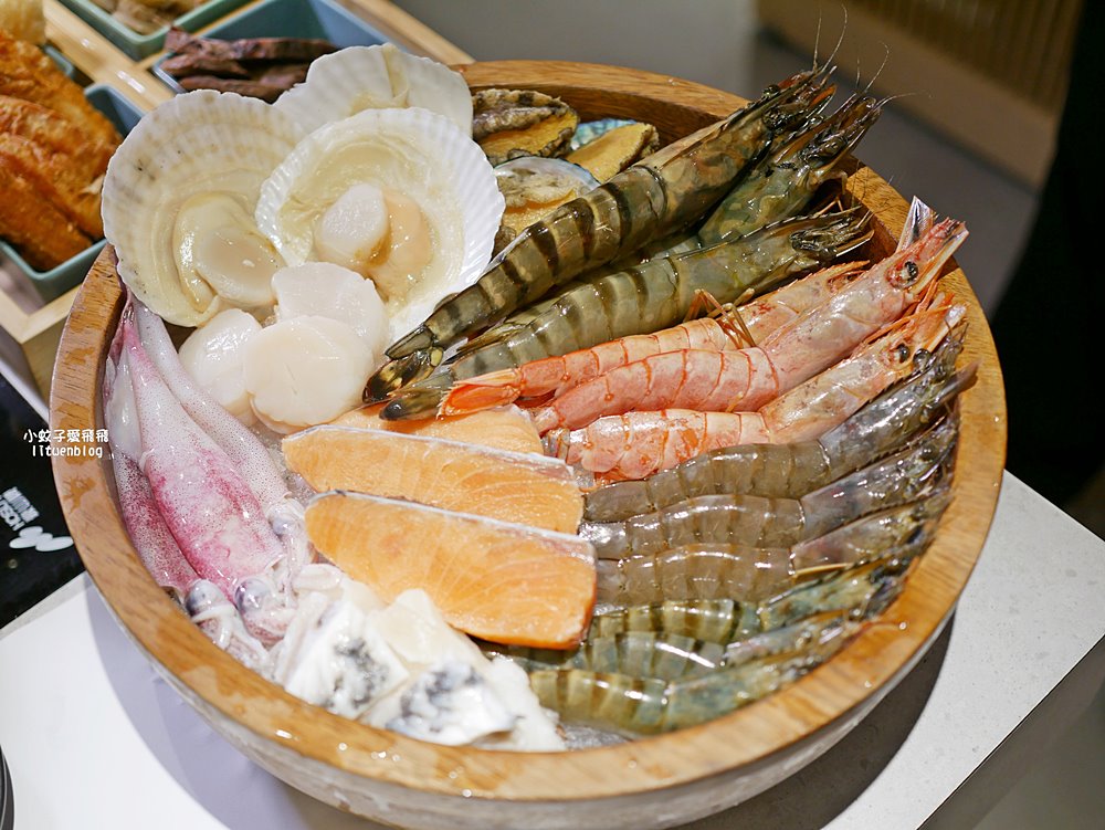 「極鶴和牛鍋物」日本A5和牛吃到飽和牛肋眼上蓋、沙朗心頂級肉品太完美
