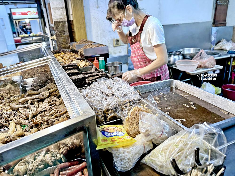 高雄鹽埕「高雄婆婆冰創始店」李鹹冰與在地特色冰品,傳承三代的古早味 高雄鹽埕「高雄婆婆冰創始店」李鹹冰與在地特色冰品,傳承三代的古早味