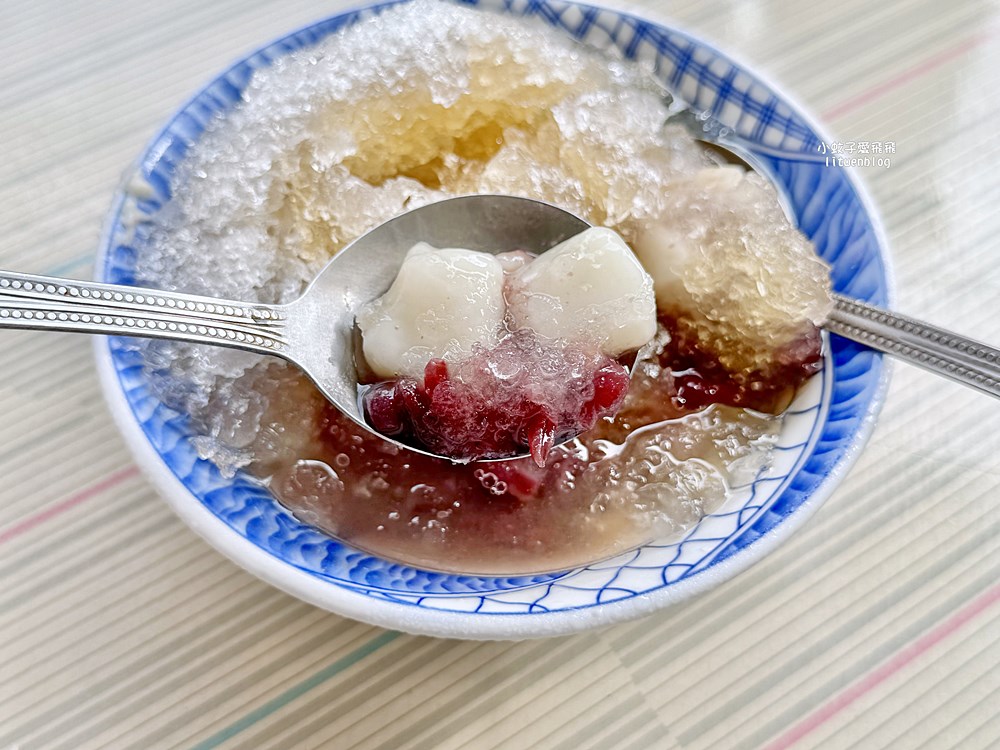 高雄鹽埕埔站銅板美食「李家圓仔湯」超過70年的手工圓仔、花生湯、紅豆湯 高雄鹽埕埔站銅板美食「李家圓仔湯」超過70年的手工圓仔、花生湯、紅豆湯