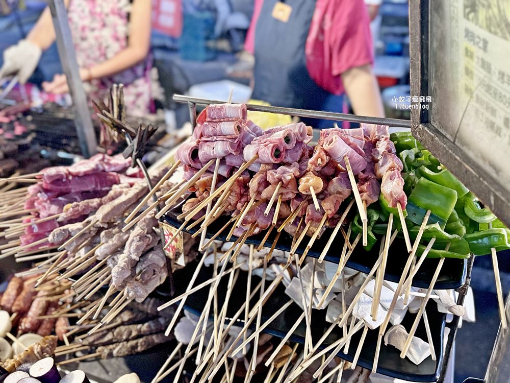 高雄六合夜市美食超過50年烤肉之家&鄭老牌木瓜牛奶，鹽酥杏鮑菇麻辣魚蛋