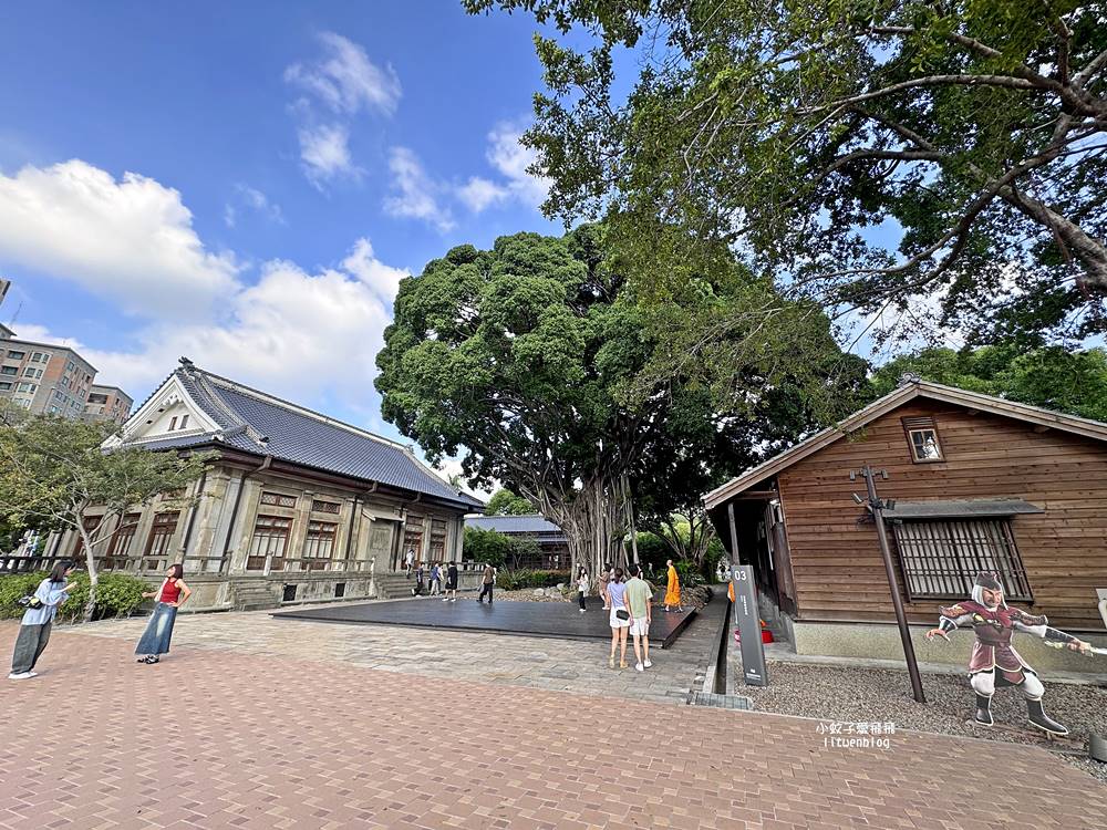 「國家漫畫博物館」台灣漫畫產業創意發展基地，超過千本以上漫畫收藏免費看