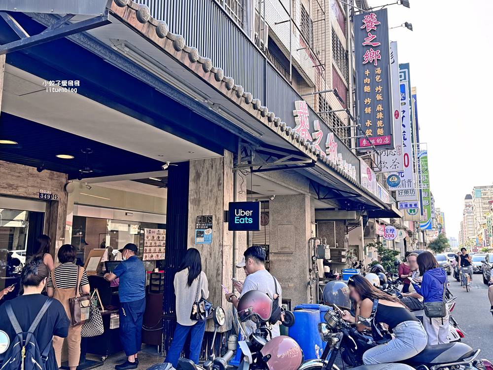 「饕之鄉李姐的店」平價版小籠湯包捲餅曾獲台中米其林必比登推介