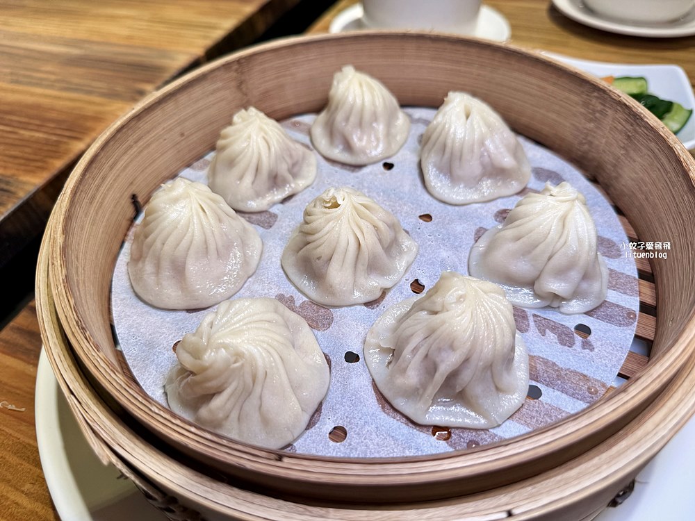 「饕之鄉李姐的店」平價版小籠湯包捲餅曾獲台中米其林必比登推介