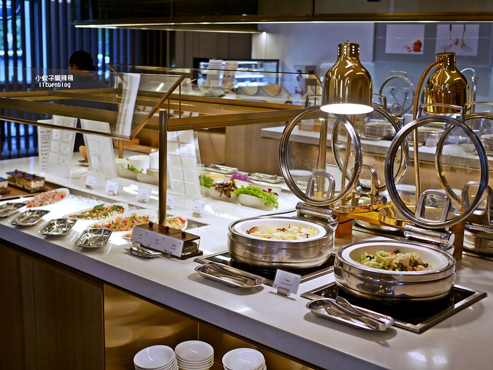 林口亞昕福朋喜來登「宜客樂西餐廳」和牛菲力松阪豬現點現煎吃到飽