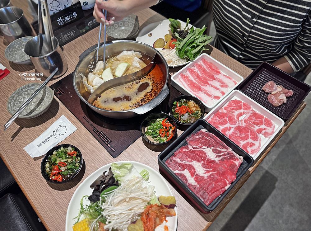 「涮乃葉統一時代市府店」480元起無限肉品、爆量蔬食自助吧超划算