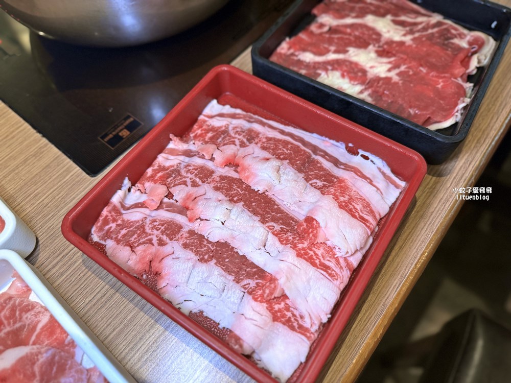 「涮乃葉統一時代市府店」480元起無限肉品、爆量蔬食自助吧超划算