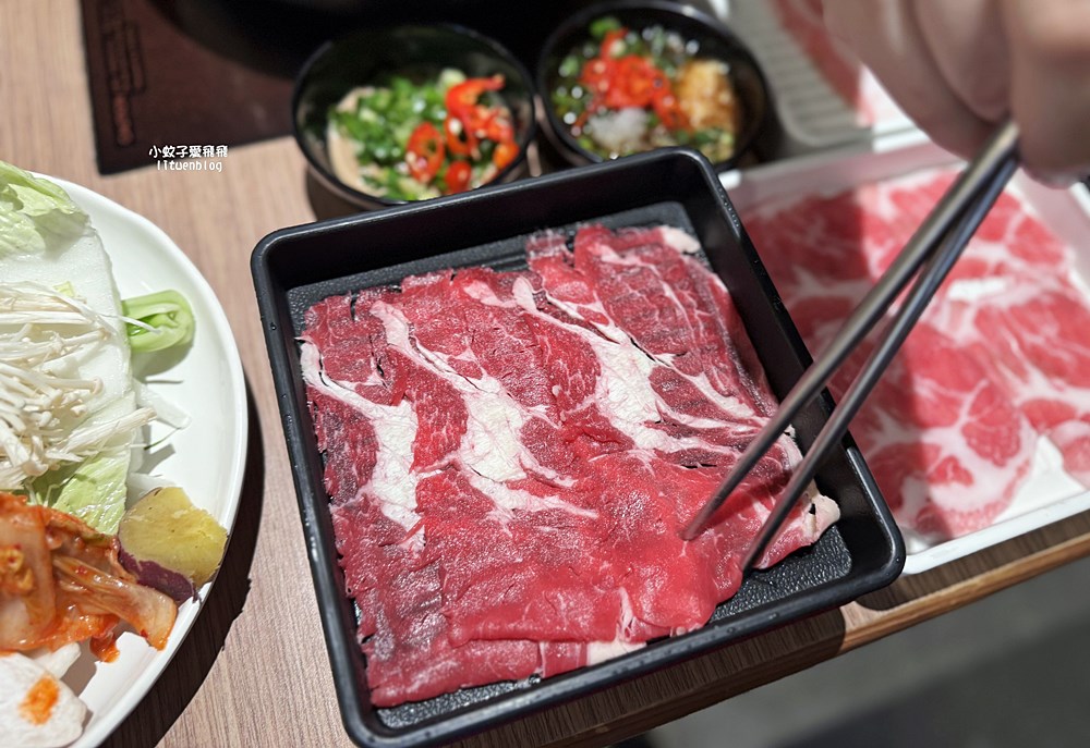 「涮乃葉統一時代市府店」480元起無限肉品、爆量蔬食自助吧超划算