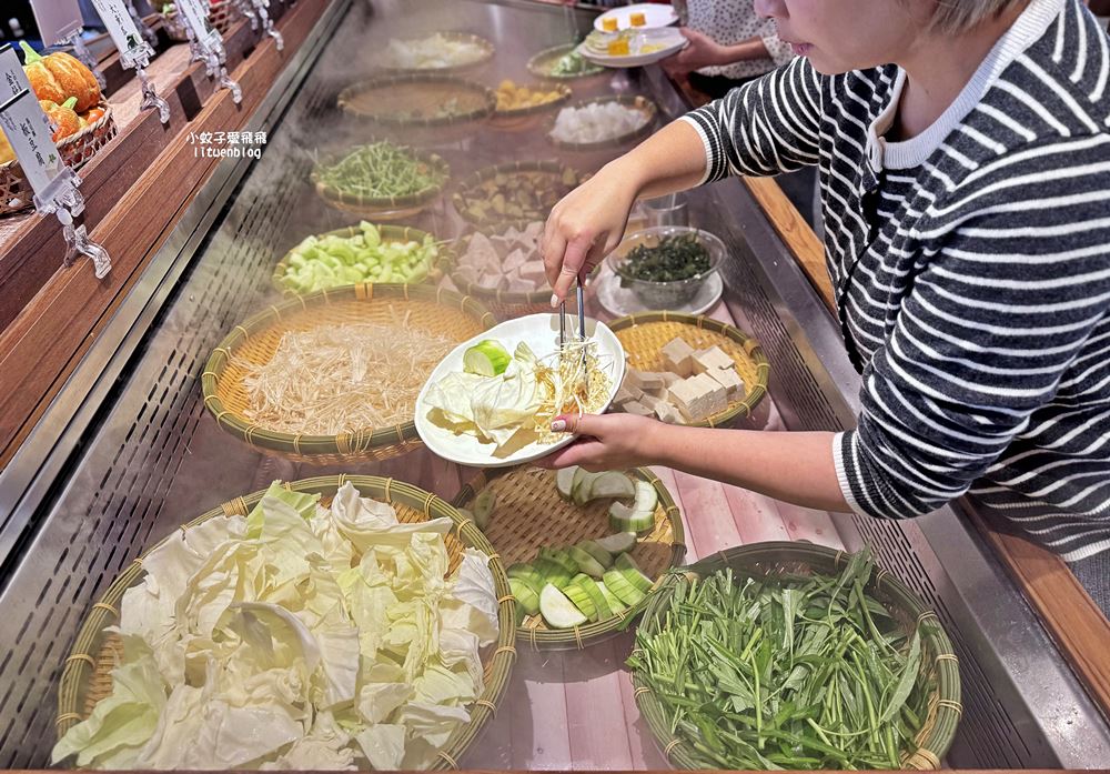 「涮乃葉統一時代市府店」480元起無限肉品、爆量蔬食自助吧超划算