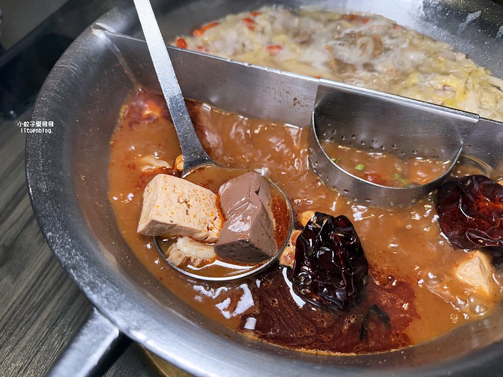 板橋麻辣鍋推薦「青花驕」板橋縣民大道店,鴨血豆腐無限續湯底香又夠味 板橋麻辣鍋推薦「青花驕」板橋縣民大道店,鴨血豆腐無限續湯底香又夠味