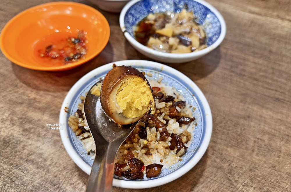 華西街名店「小王煮瓜」蟬連必比登推介黑金魯肉飯&清湯瓜仔肉