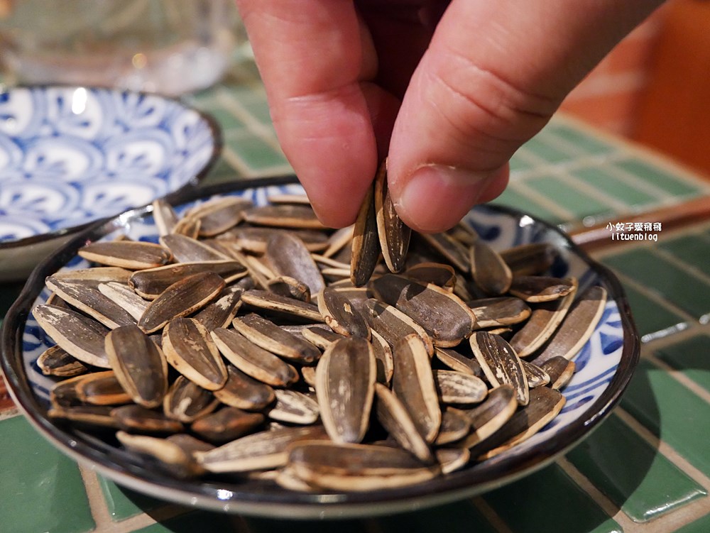 餐酒館推薦「冰茶專賣店」用調酒環遊世界，台式復古餐點氣氛都超chill