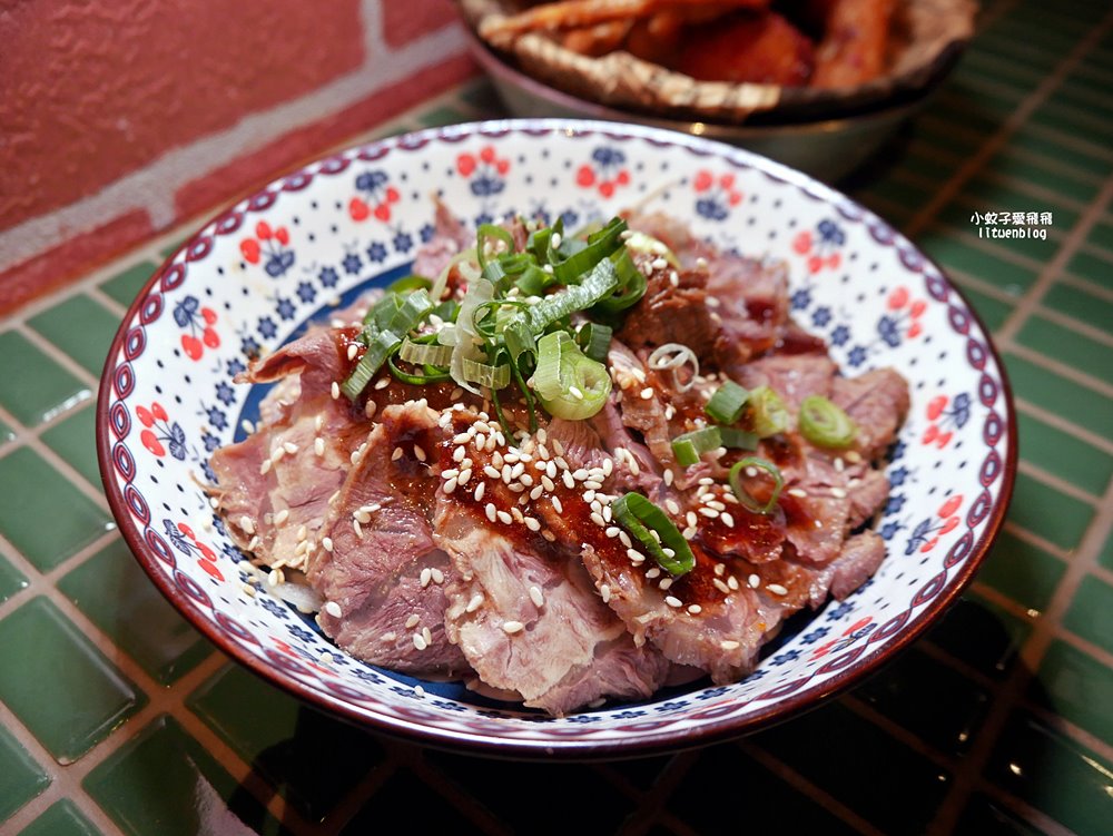 餐酒館推薦「冰茶專賣店」用調酒環遊世界，台式復古餐點氣氛都超chill