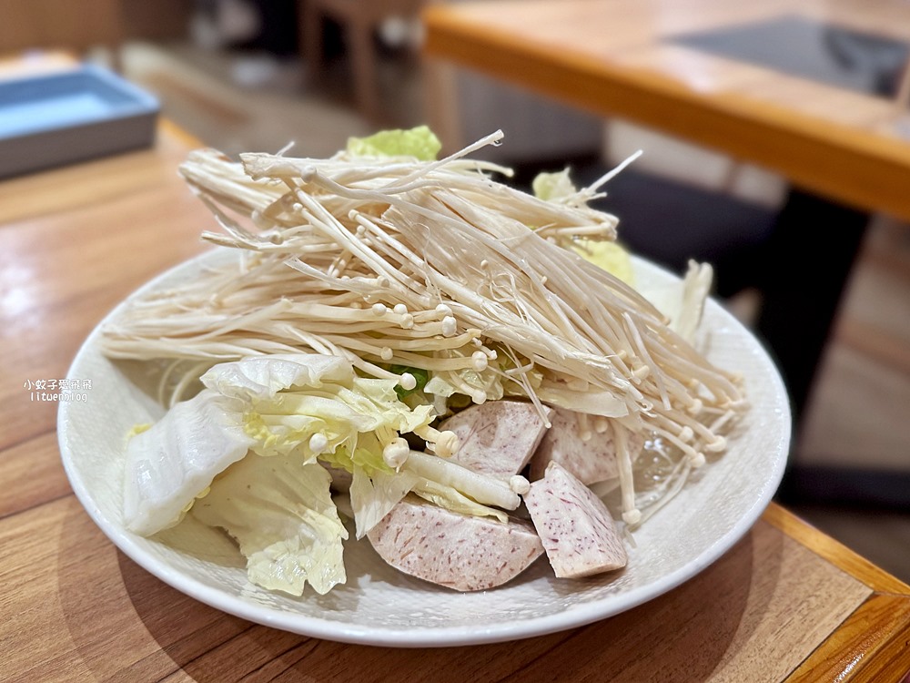 壽喜燒吃到飽推薦「Mo-Mo-Paradise」中和環球牧場和牛饗宴和牛握壽司無限供應 壽喜燒吃到飽推薦「Mo-Mo-Paradise」中和環球牧場和牛饗宴和牛握壽司無限供應