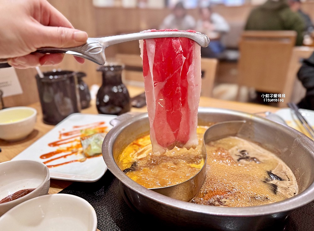壽喜燒吃到飽推薦「Mo-Mo-Paradise」中和環球牧場和牛饗宴和牛握壽司無限供應