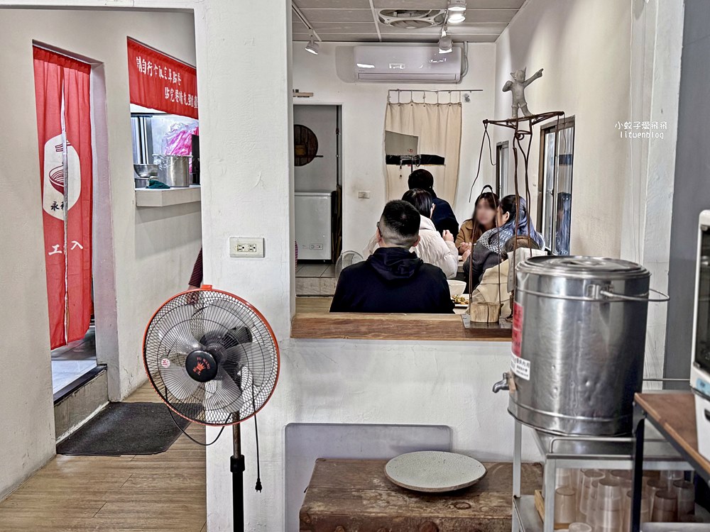 中和美食「永和麵担仔」以乾拌麵聞名三種麵條,用餐時間必客滿 中和美食「永和麵担仔」以乾拌麵聞名三種麵條,用餐時間必客滿