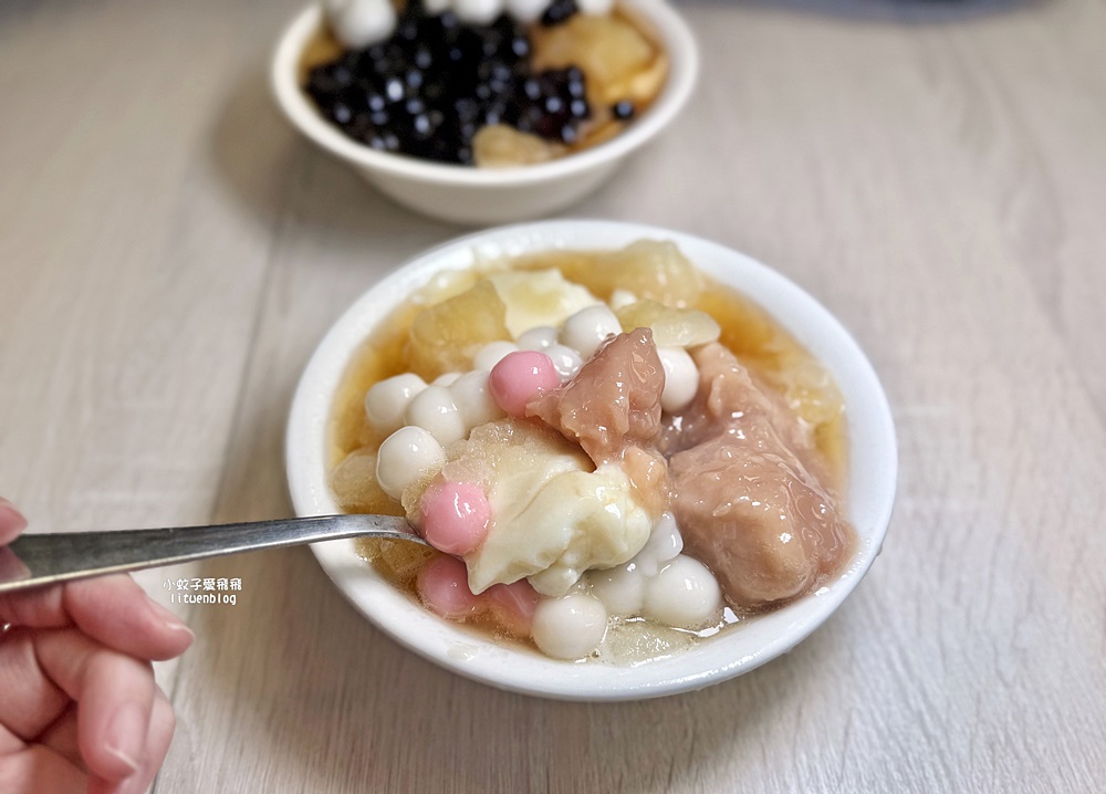 「豆花莊」一甲子的豆花店聚集了AI教父供應鏈三巨頭造訪 「豆花莊」一甲子的豆花店聚集了AI教父供應鏈三巨頭造訪