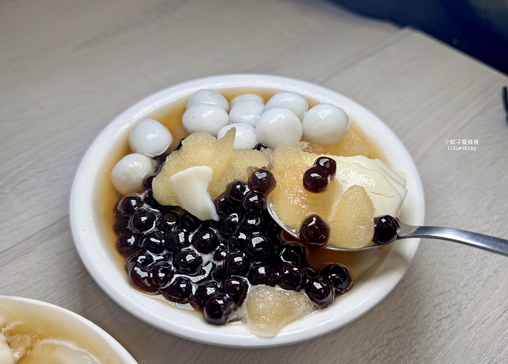 「豆花莊」一甲子的豆花店聚集了AI教父供應鏈三巨頭造訪 「豆花莊」一甲子的豆花店聚集了AI教父供應鏈三巨頭造訪
