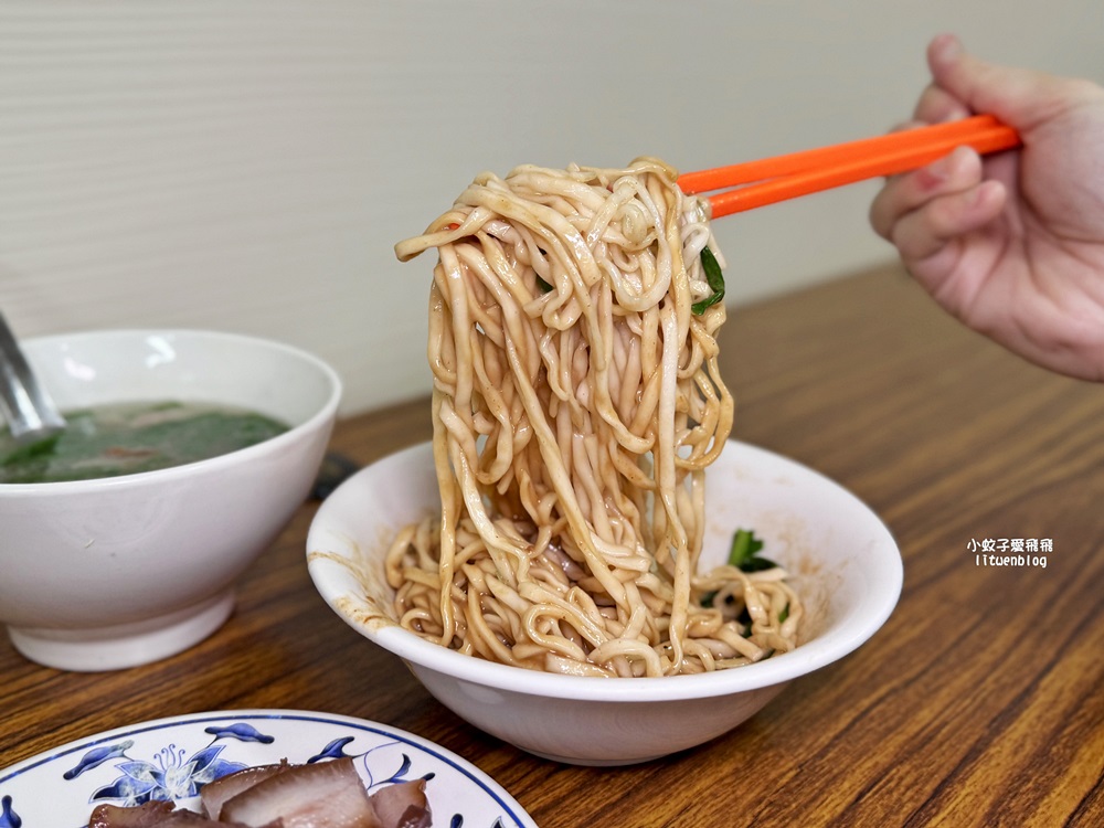 迪化街「老麵店」獨門秘醬的四醬麵，樸實無華卻醬香濃郁