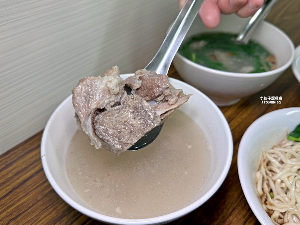 迪化街「老麵店」獨門秘醬的四醬麵，樸實無華卻醬香濃郁