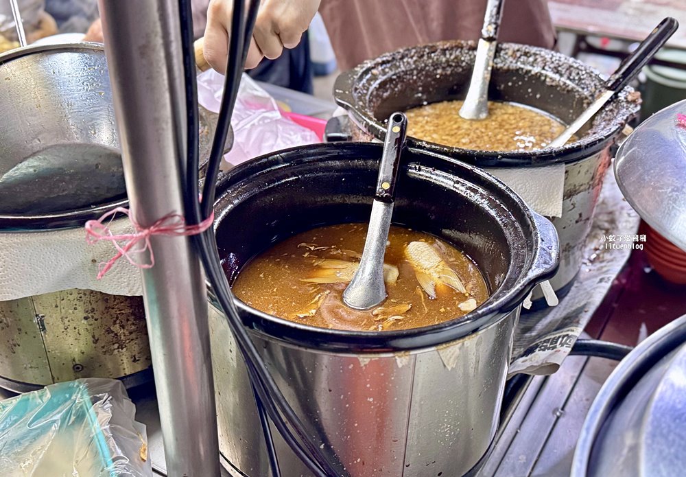 士林美食「光輝肉羹」暗夜市場裡的人聲鼎沸40年銅板小吃