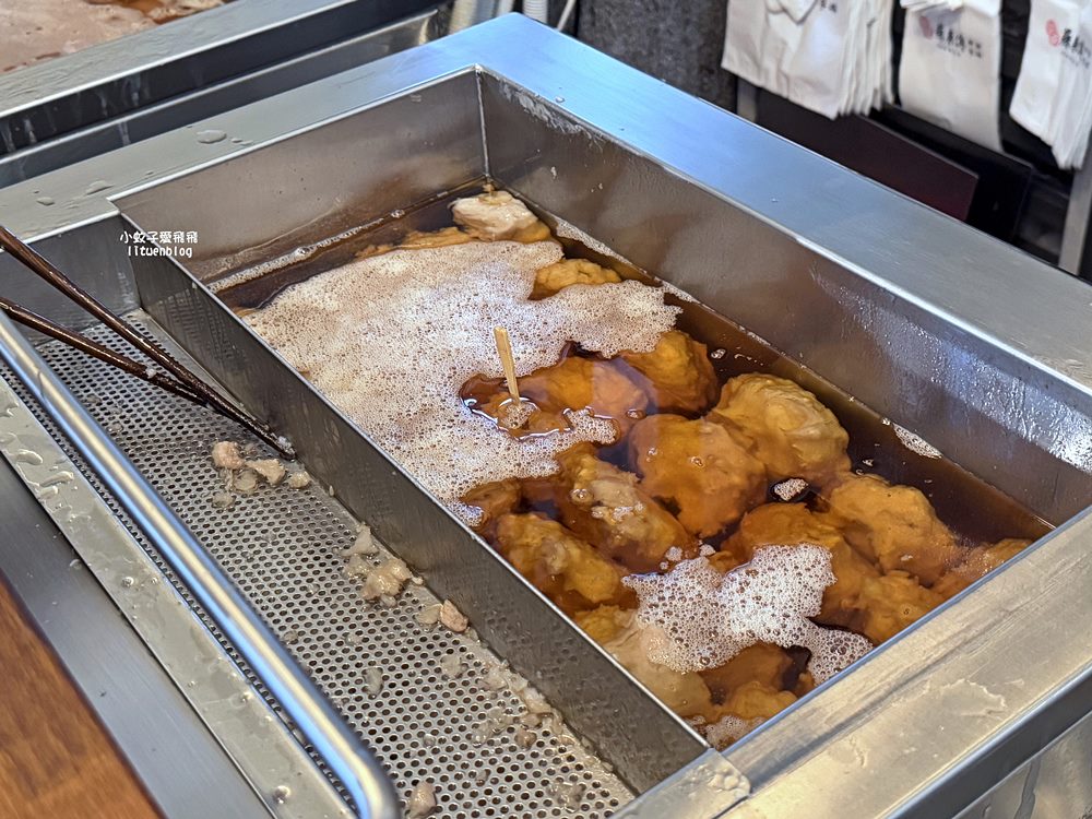 萬華美食「露店蘇來傳｜萬華蘇家肉圓油粿」必比登推介肉圓芋粿80年的傳統滋味