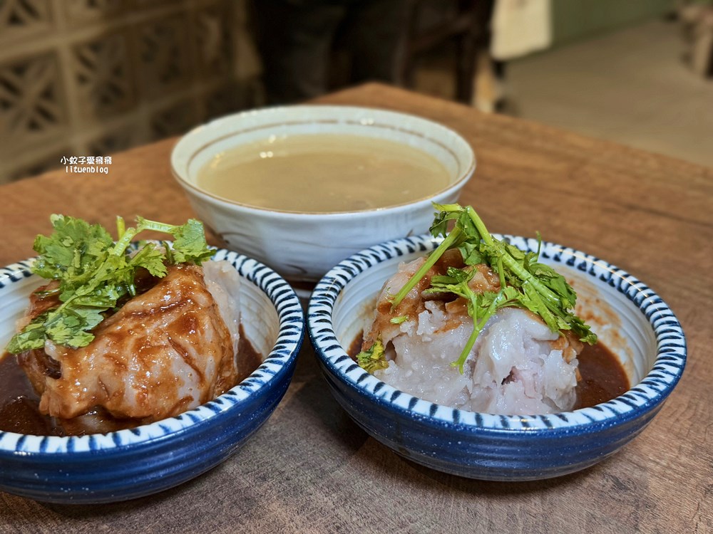 萬華美食「露店蘇來傳|萬華蘇家肉圓油粿」必比登推介肉圓芋粿80年的傳統滋味 萬華美食「露店蘇來傳|萬華蘇家肉圓油粿」必比登推介肉圓芋粿80年的傳統滋味