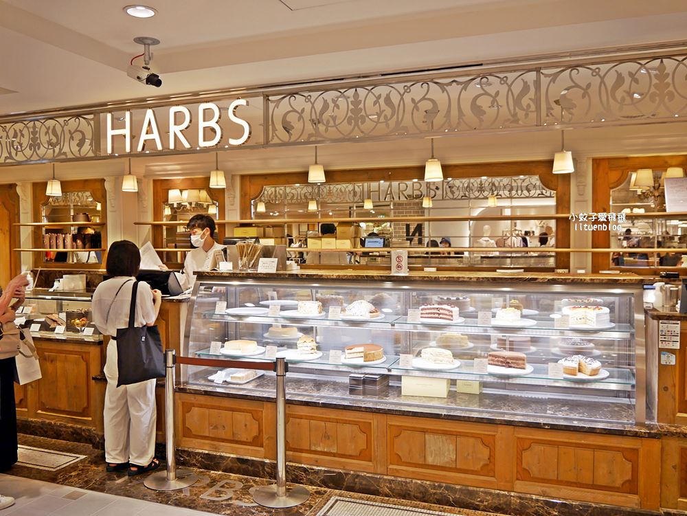 東京必吃蛋糕「HARBS LUMINE EST新宿店」熱銷千層蛋糕 東京必吃蛋糕「HARBS LUMINE EST新宿店」熱銷千層蛋糕