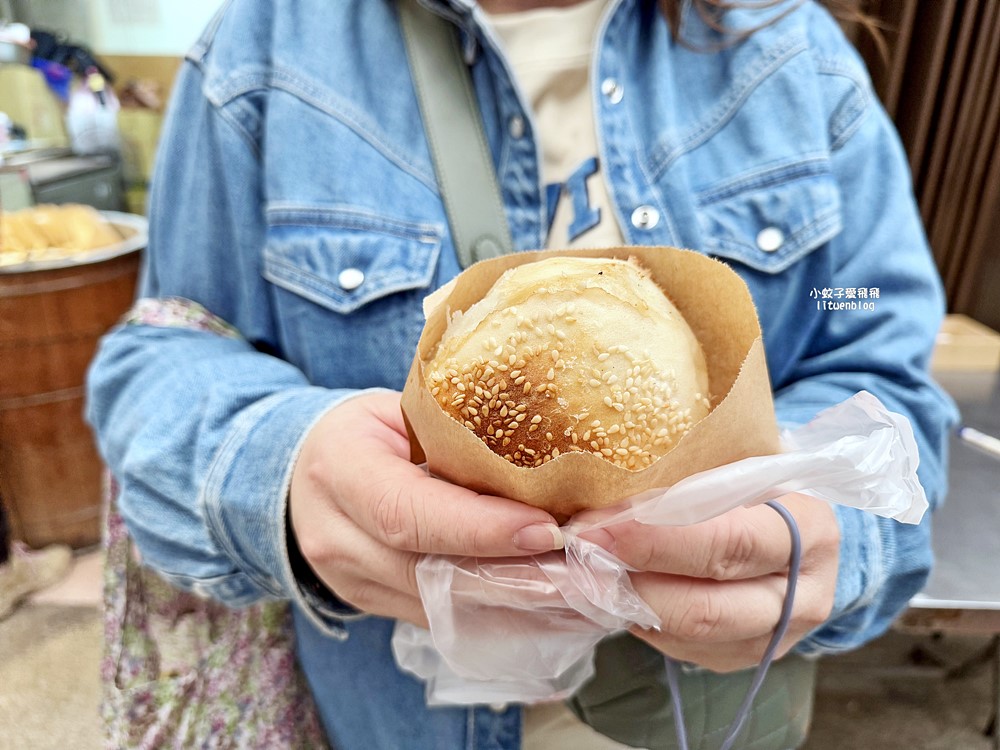 華西街「艋舺黃元祖胡椒餅」傳承第二代小吃