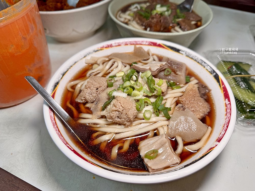 「小吳牛肉麵」24小時營業便宜大碗免費加湯 「小吳牛肉麵」24小時營業便宜大碗免費加湯