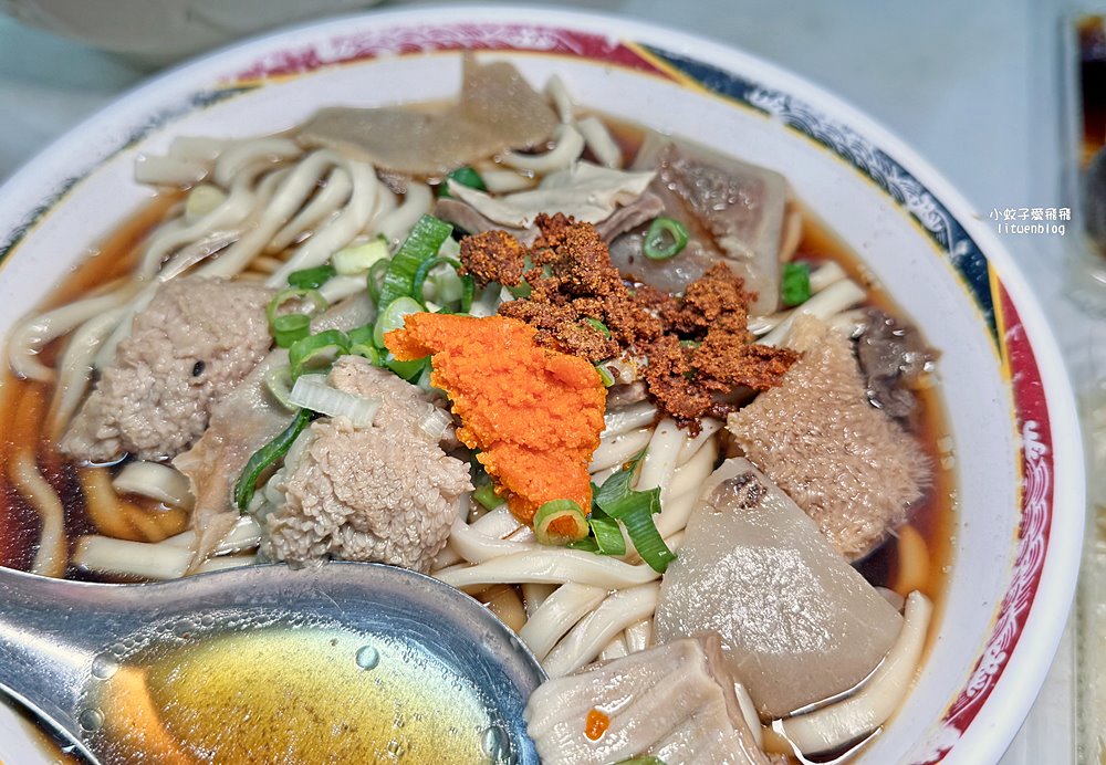 「小吳牛肉麵」24小時營業便宜大碗免費加湯 「小吳牛肉麵」24小時營業便宜大碗免費加湯
