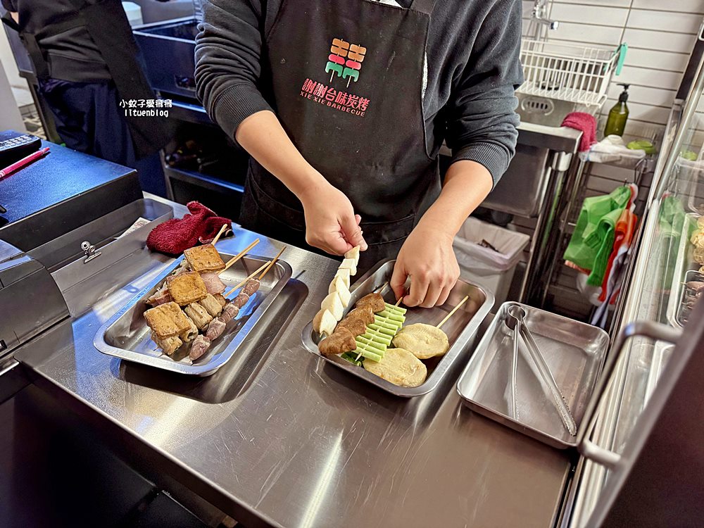 「謝謝台味炭烤」源自員林30年烤肉攤湖光市場美食