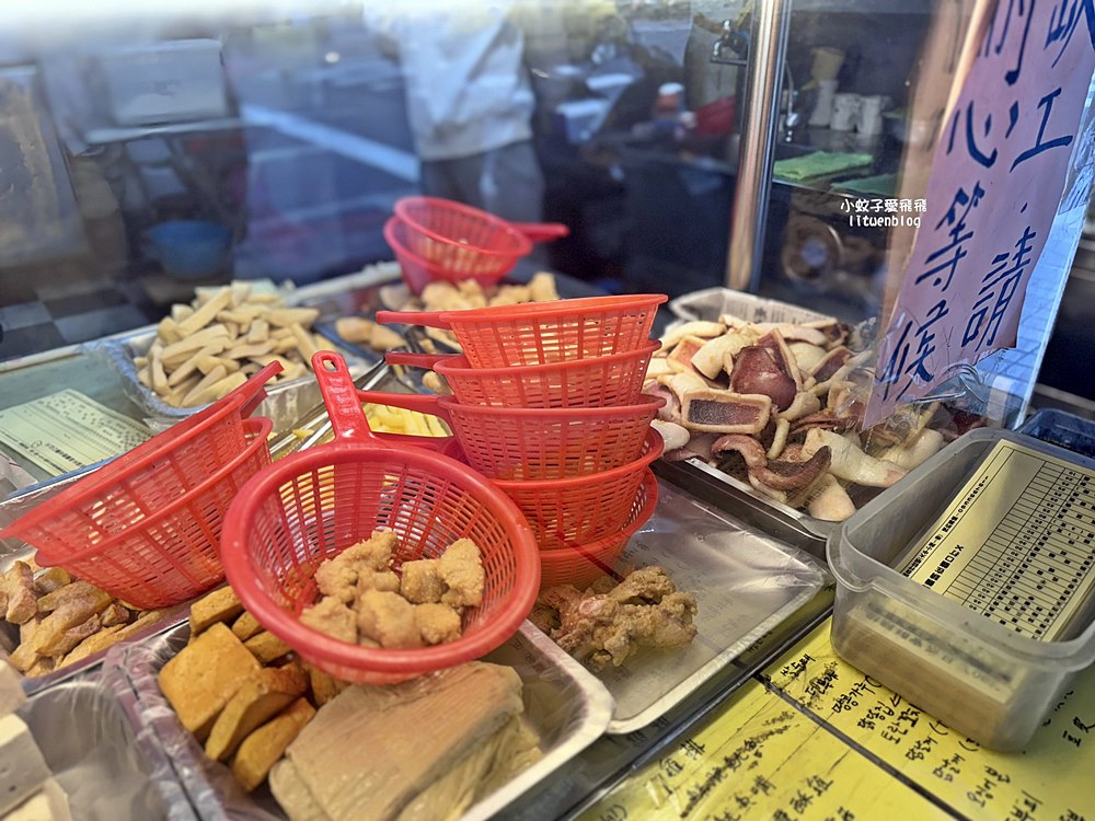 萬華美食180度C蜜酥雞排、阿忠碳烤在地超夯炸物碳烤