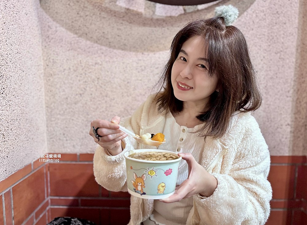 寧夏夜市美食「杉味豆花」特殊焦香味古早味豆花
