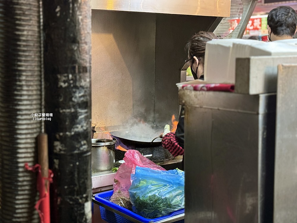 華西街美食「郭家炒牛肉」三訪華西街最夯的炒牛肉店沙茶香氣十足