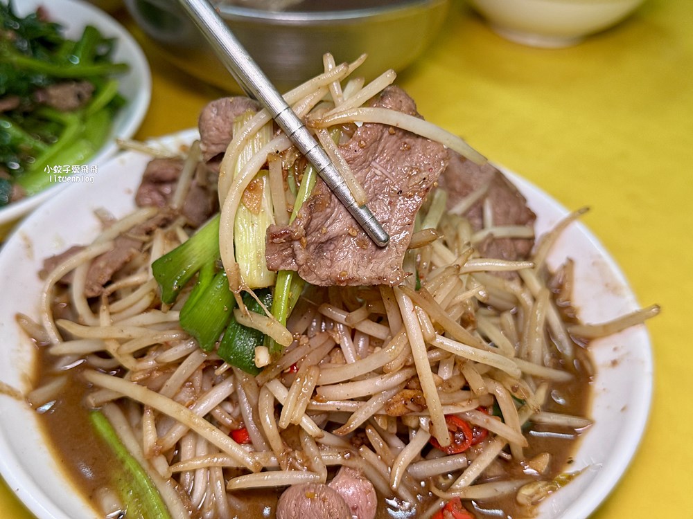華西街美食「郭家炒牛肉」三訪華西街最夯的炒牛肉店沙茶香氣十足