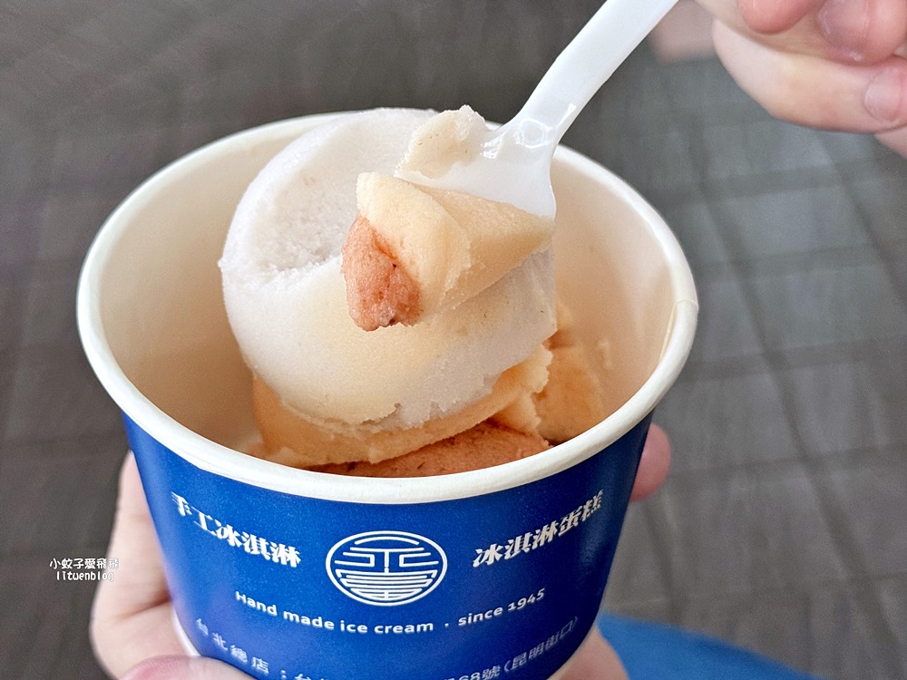 萬華美食「永富冰淇淋」在地80年阿公級古早味叭噗