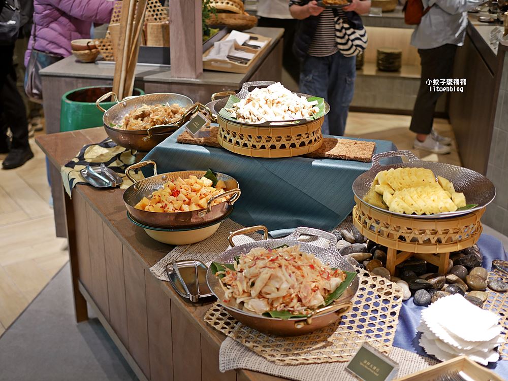 板橋「初泰pikul泰無限」路易莎咖啡首間泰式吃到飽超過50道菜色開箱 板橋「初泰pikul泰無限」路易莎咖啡首間泰式吃到飽超過50道菜色開箱