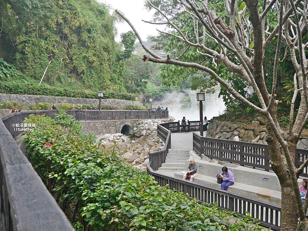 北投景點「地熱谷」青磺泉熱騰騰硫磺煙霧景色太仙 北投景點「地熱谷」青磺泉熱騰騰硫磺煙霧景色太仙
