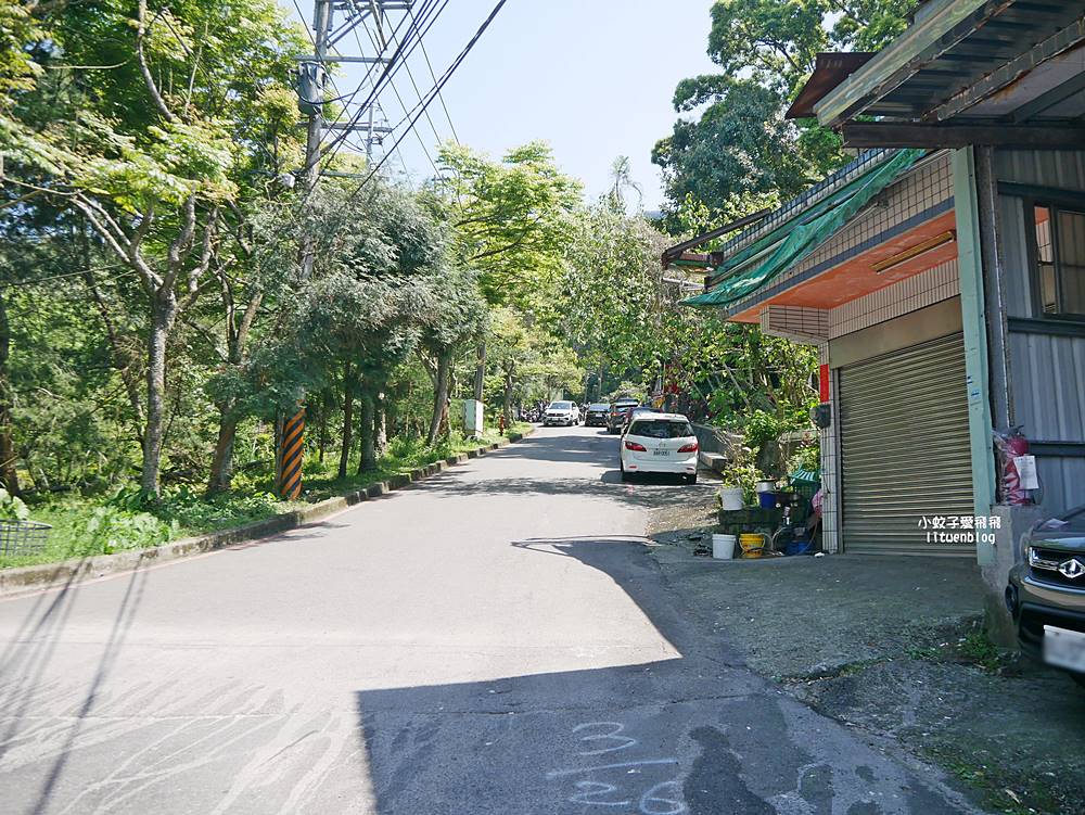 三峽景點「行修宮」莊嚴肅穆清幽，登山步道一覽遼闊全景